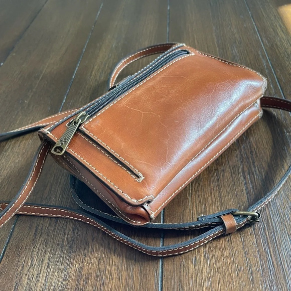 Patricia Nash cross body bag - Picture 11 of 14
